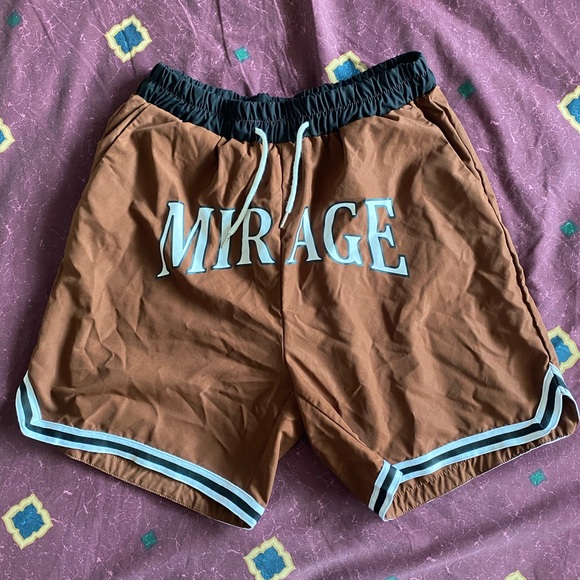 Mirage Shorts - Picture 2 of 3